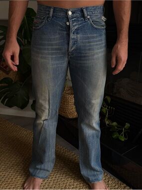 Diesel Men's Light-Med Blue Washed Denim Jeans